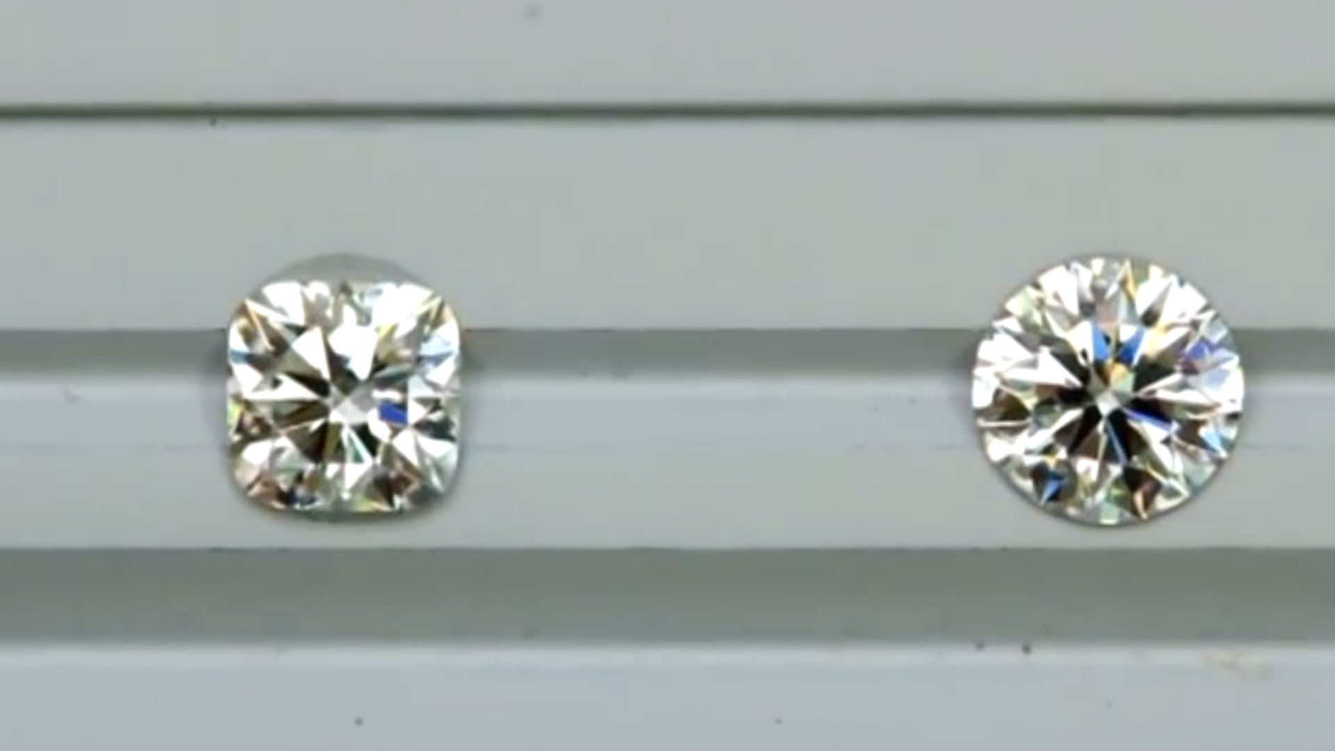 JannPaul: Comparing Signature Cushion Brellia with Signature Super Ideal Round Diamond 